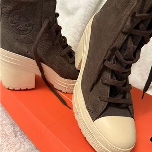CONVERSE Chuck 70 De Luxe Heel Hi – Fresh Brew 🤎